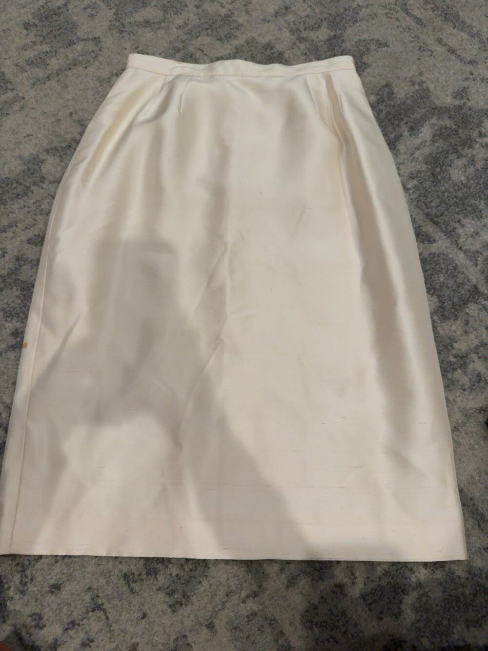 Vintage 100% Silk Ivory Pencil Skirt Size 4 Lined Career Wedding Classic